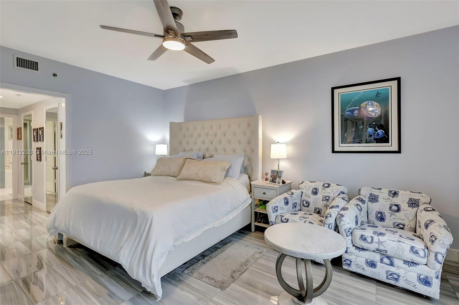 THE ADMIRALTY CONDO - Residential