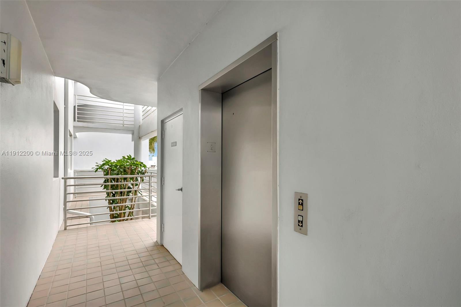 THE ADMIRALTY CONDO - Residential