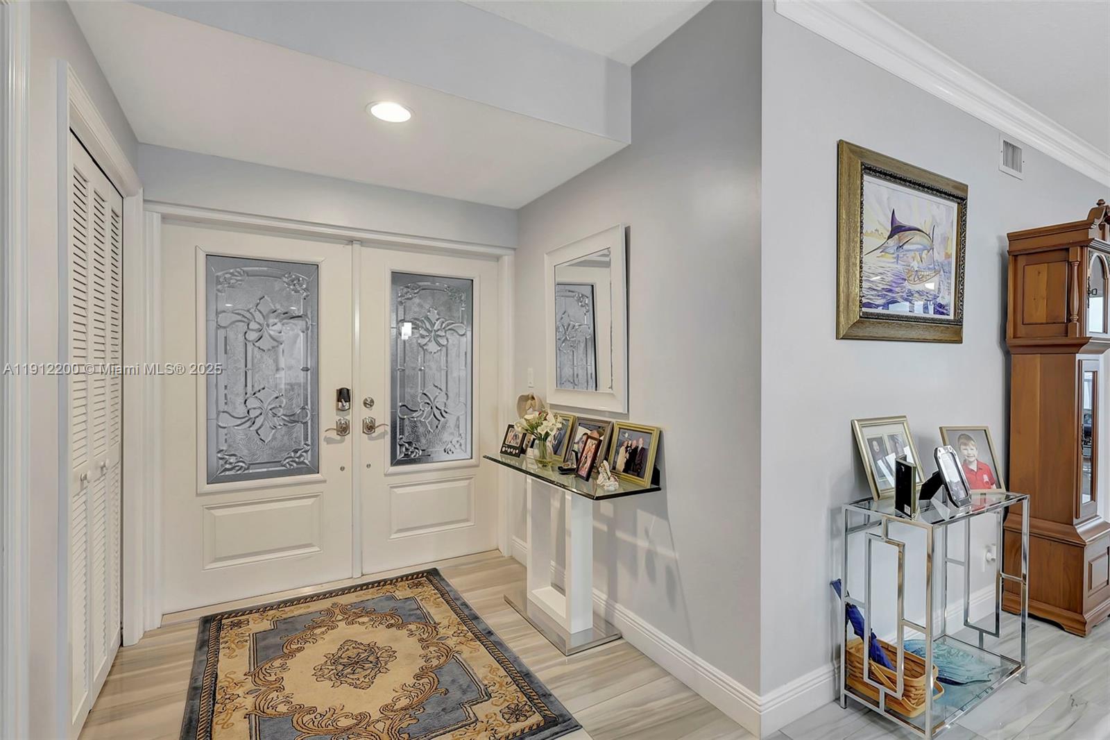 THE ADMIRALTY CONDO - Residential