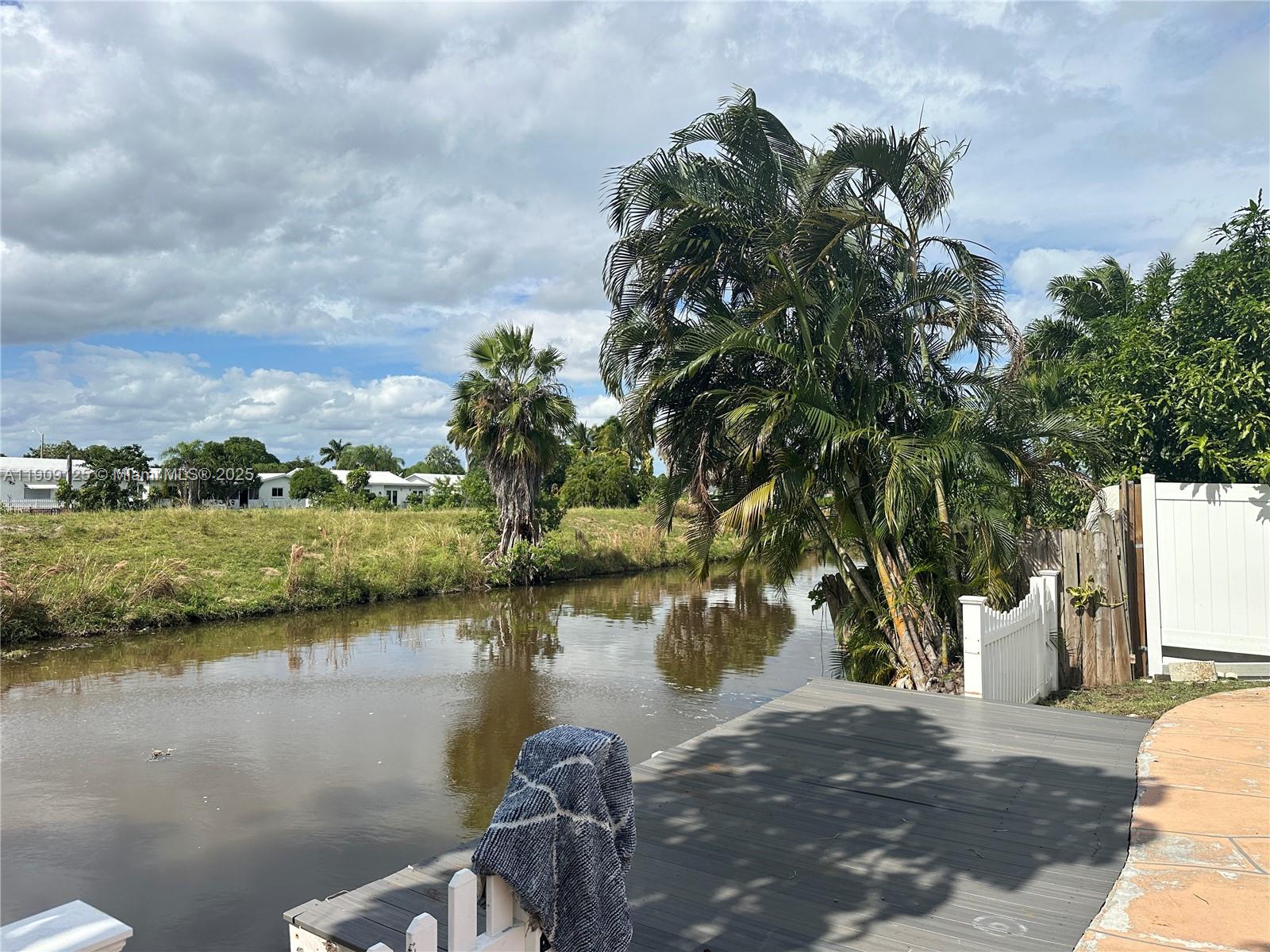 NORTH LAUDERDALE LANDINGS - Residential Lease