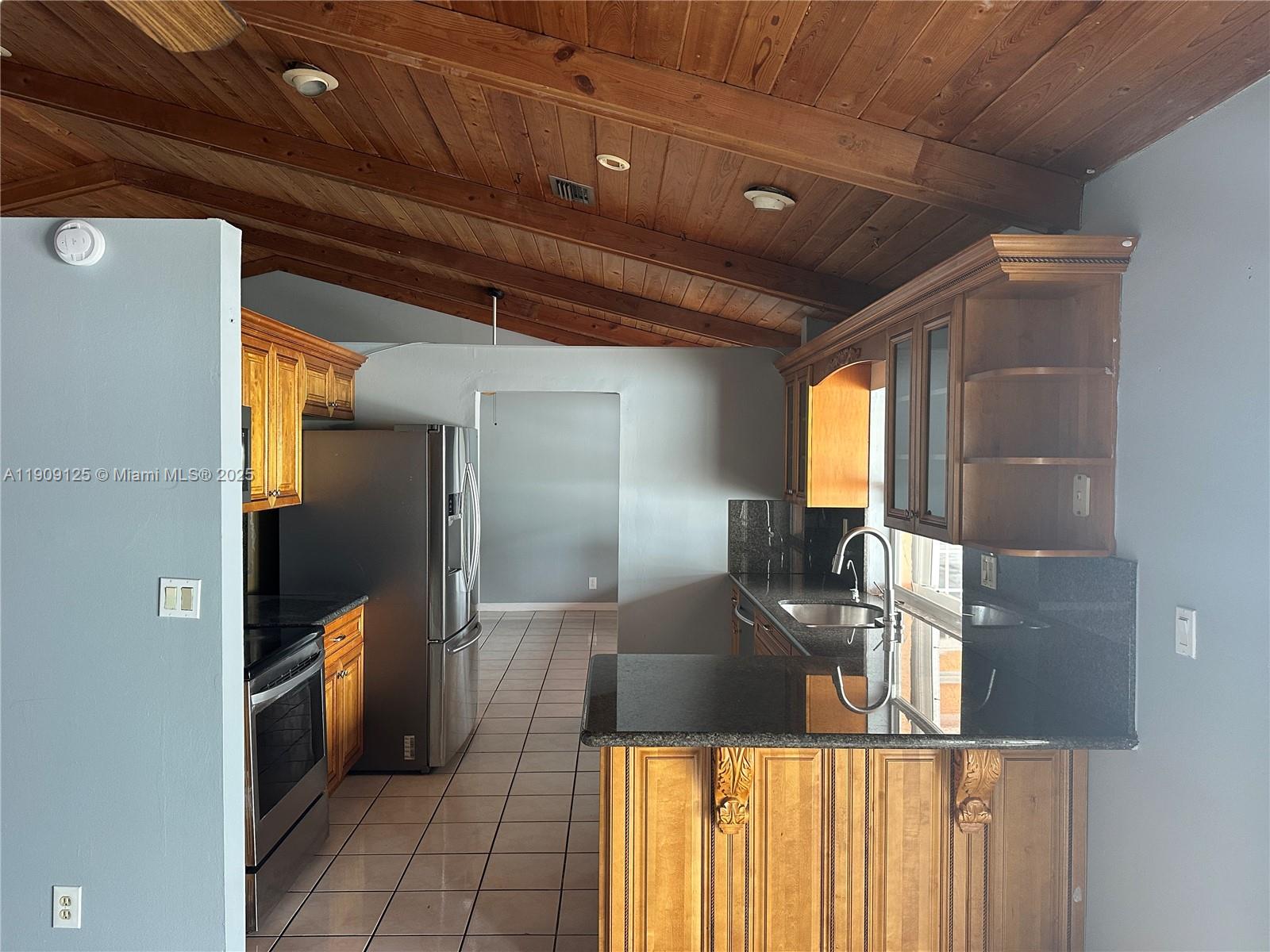 NORTH LAUDERDALE LANDINGS - Residential Lease