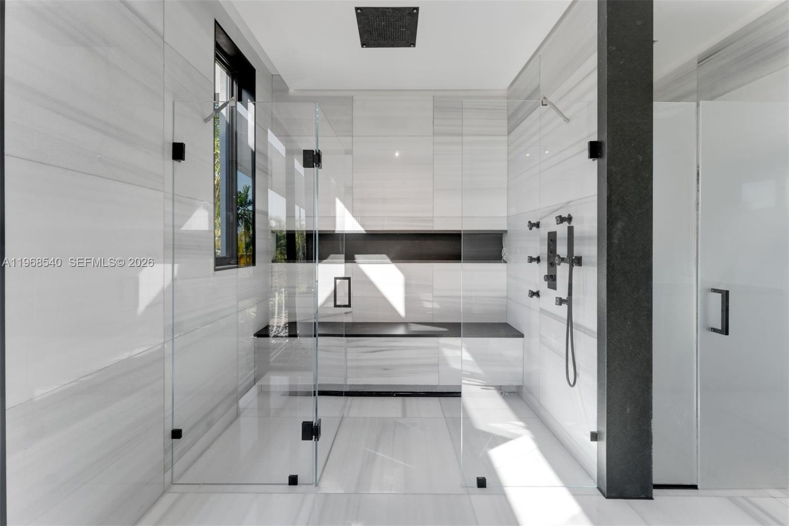 GROVES EXTENSION - Residential