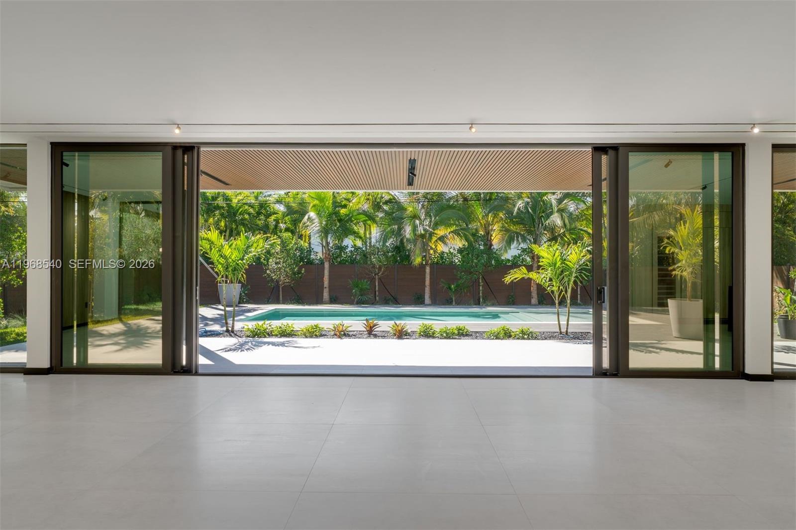 GROVES EXTENSION - Residential