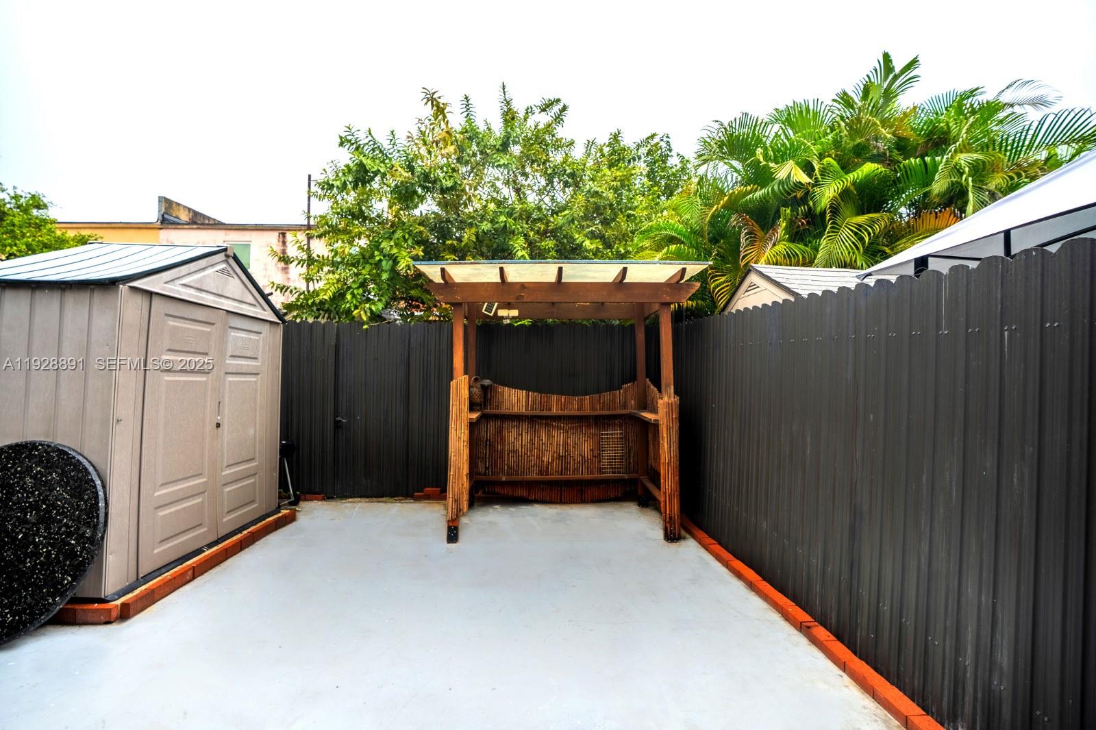 BRADLEY ESTATES - Residential