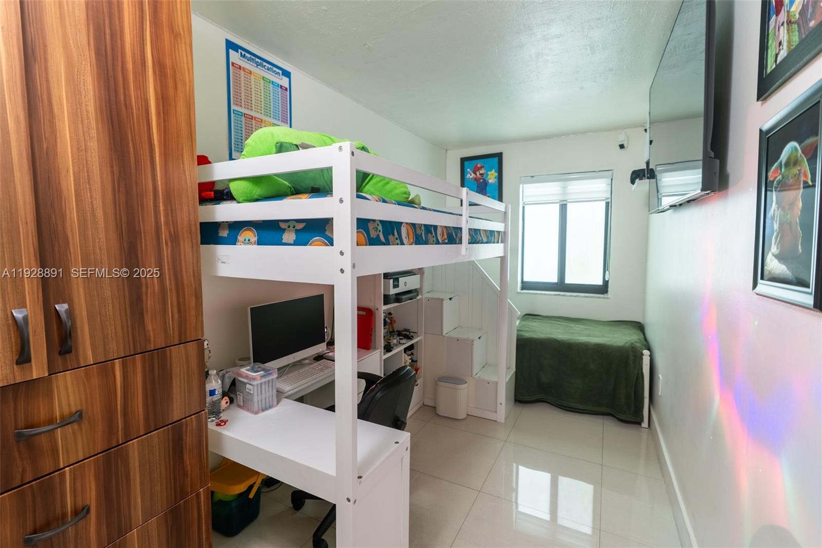 BRADLEY ESTATES - Residential