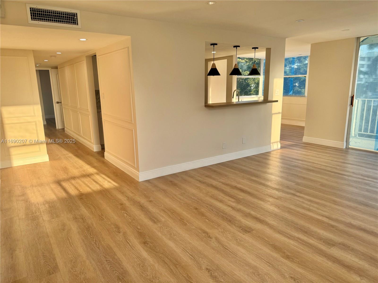 Property for Sale at 16546 Ne 26th Ave 3G, North Miami Beach, Miami-Dade County, Florida - Bedrooms: 2 
Bathrooms: 2  - $485,000