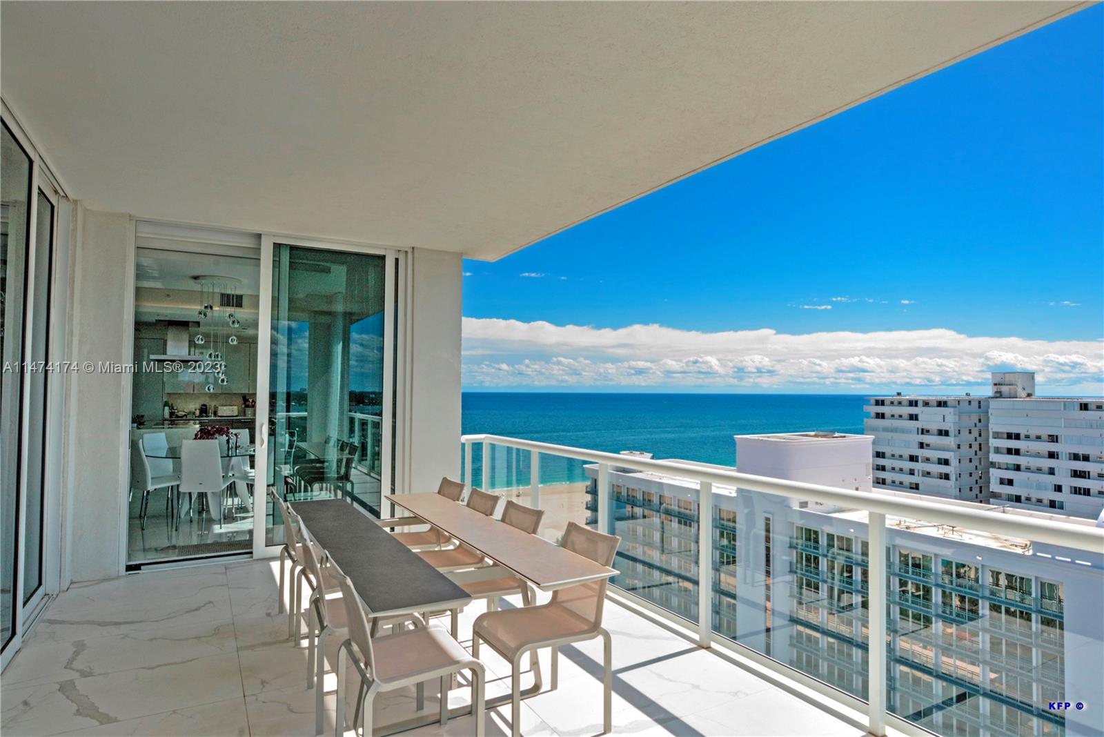 VISTABLUE SINGER ISLAND C - Residential