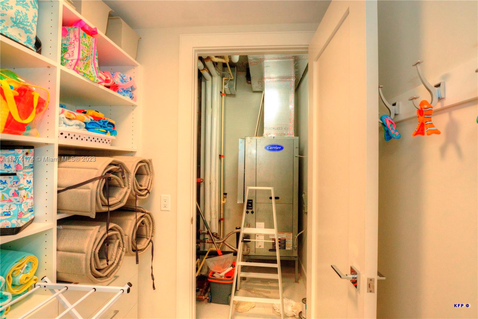 VISTABLUE SINGER ISLAND C - Residential