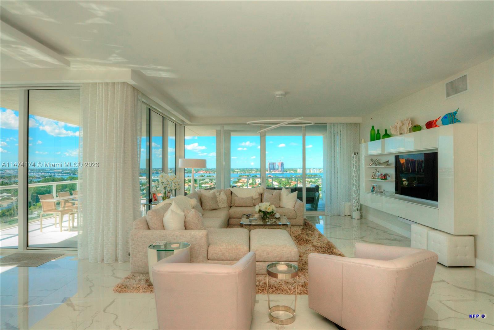 VISTABLUE SINGER ISLAND C - Residential
