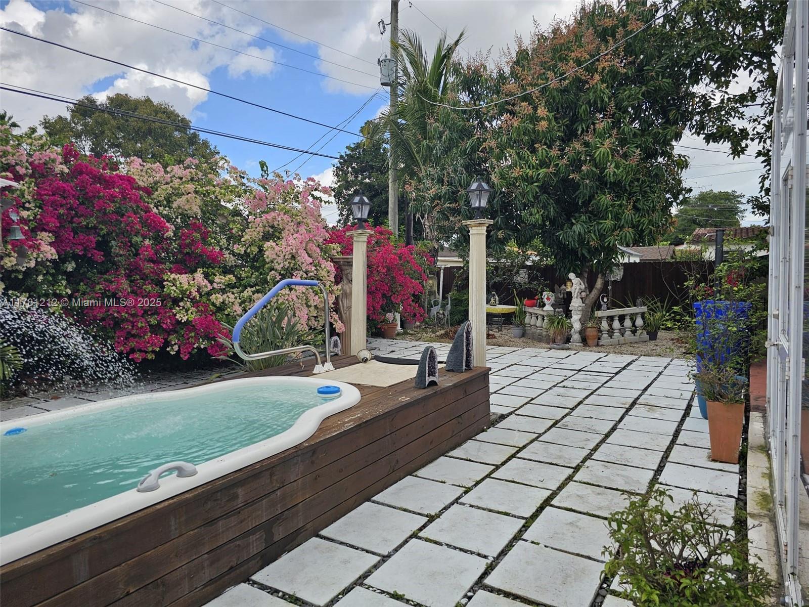 ROOSEVELT HEIGHTS - Residential