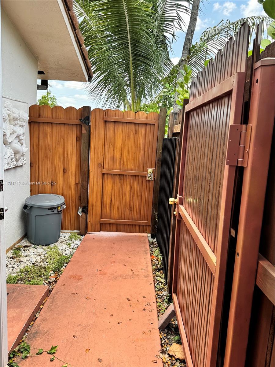 ROOSEVELT HEIGHTS - Residential