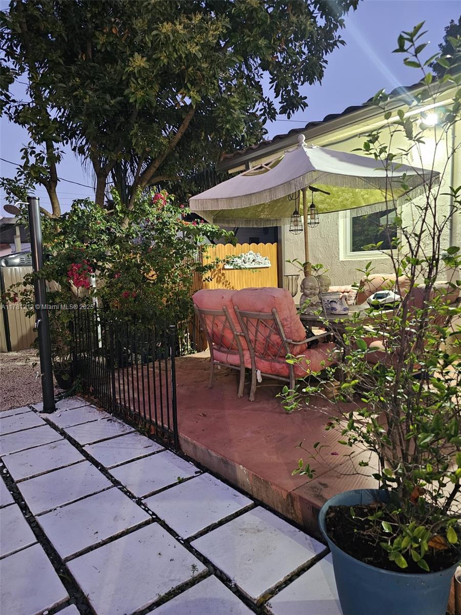 ROOSEVELT HEIGHTS - Residential