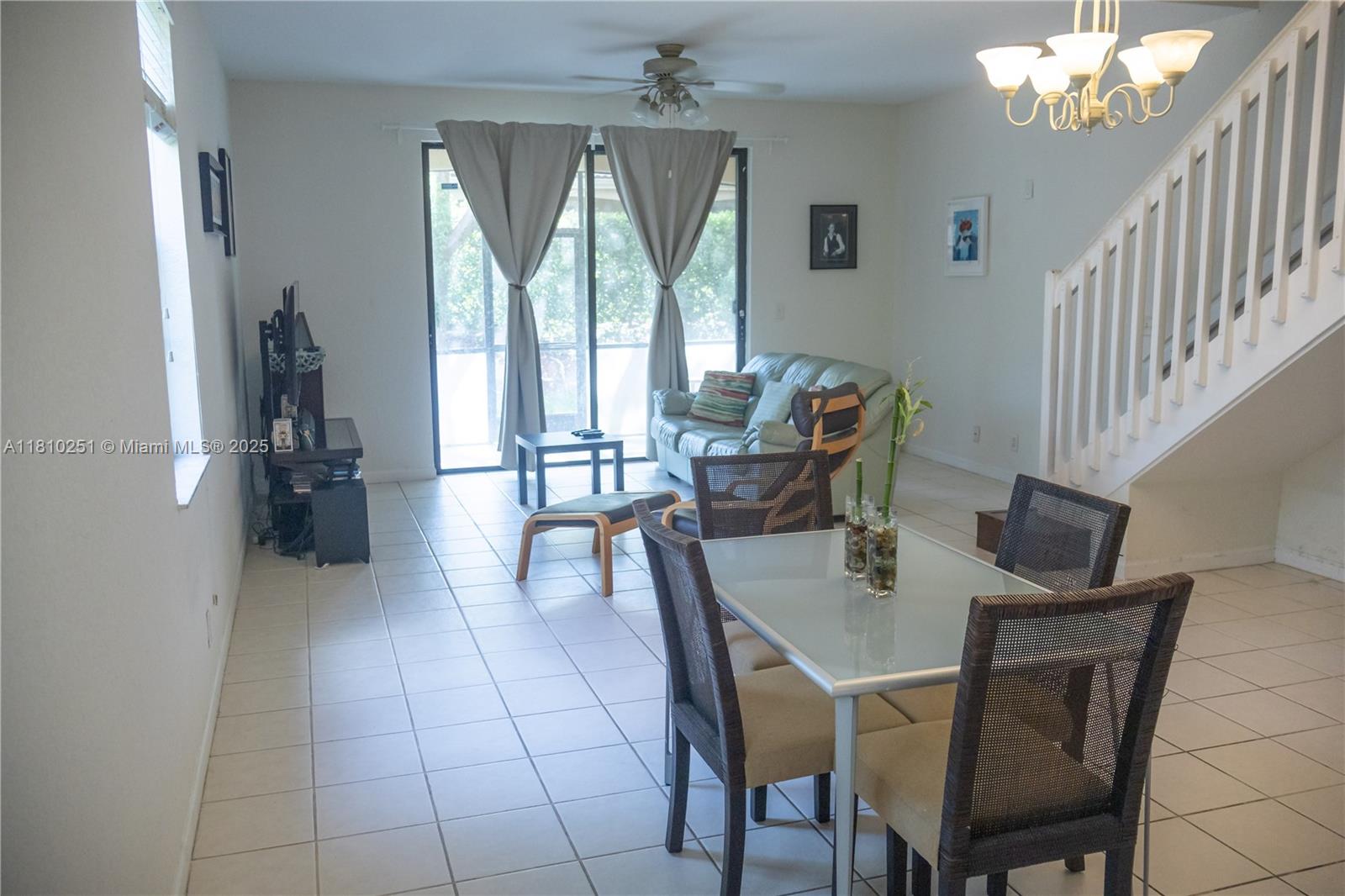 3963 Orange Tree Ln