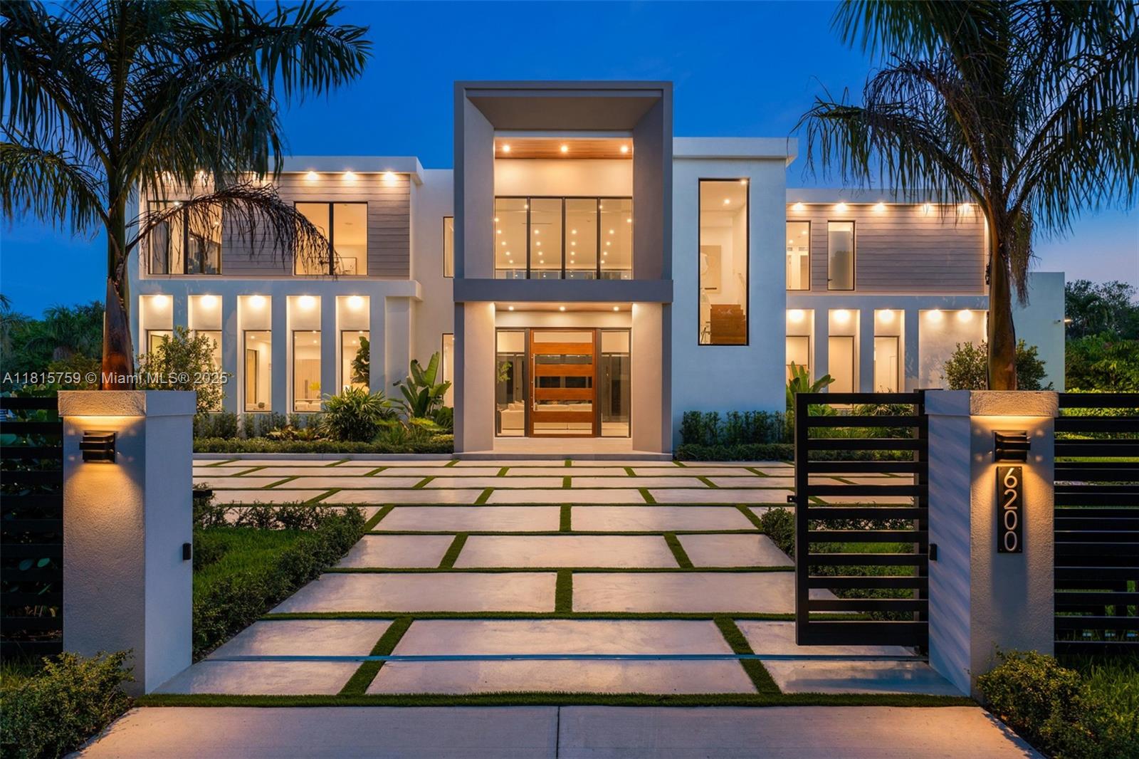 Property for Sale at 6200 Sw Moss Ranch Rd, Pinecrest, Miami-Dade County, Florida - Bedrooms: 6 
Bathrooms: 7  - $8,295,000