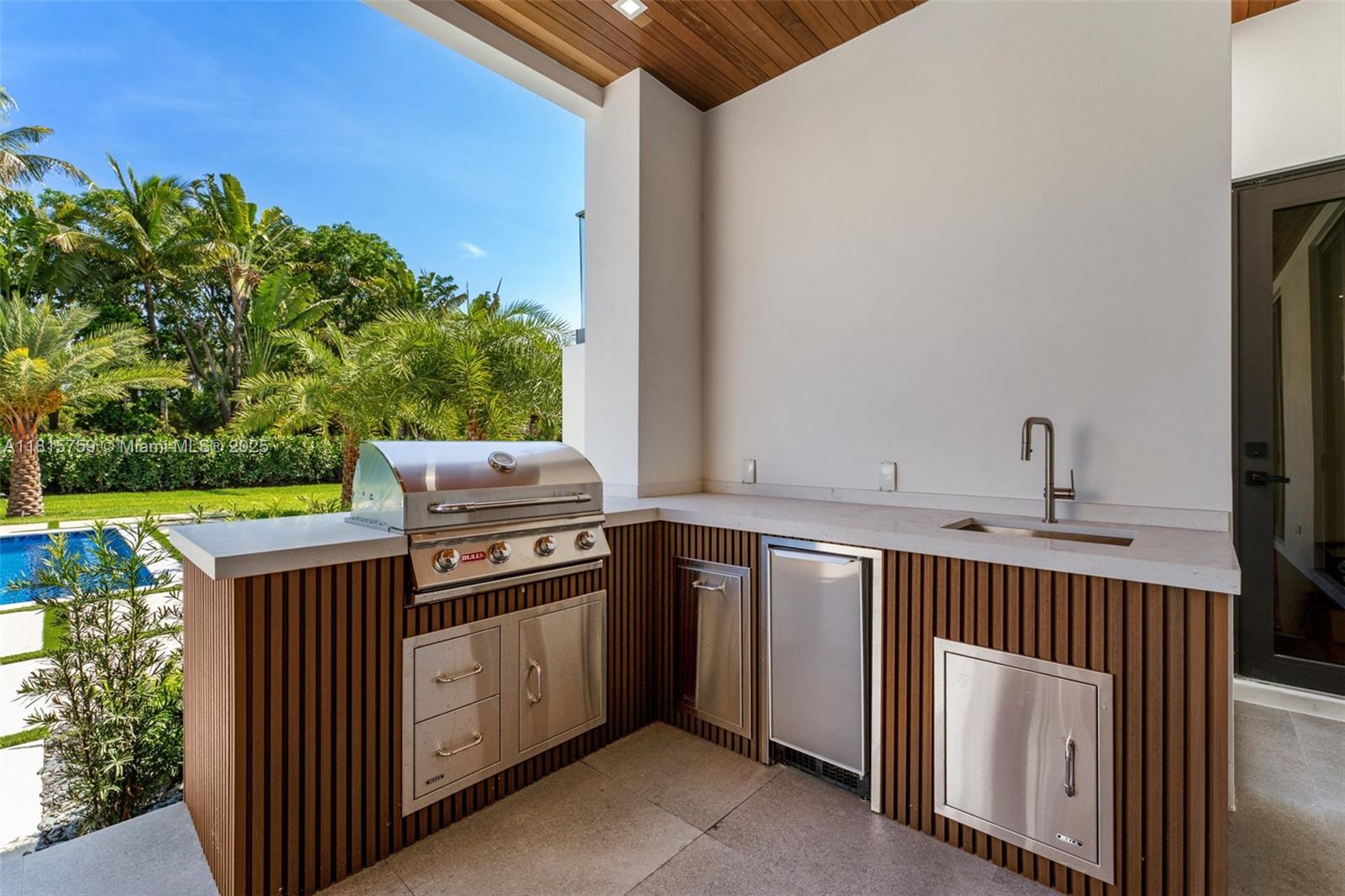 RIDGELINE ESTATES - Residential