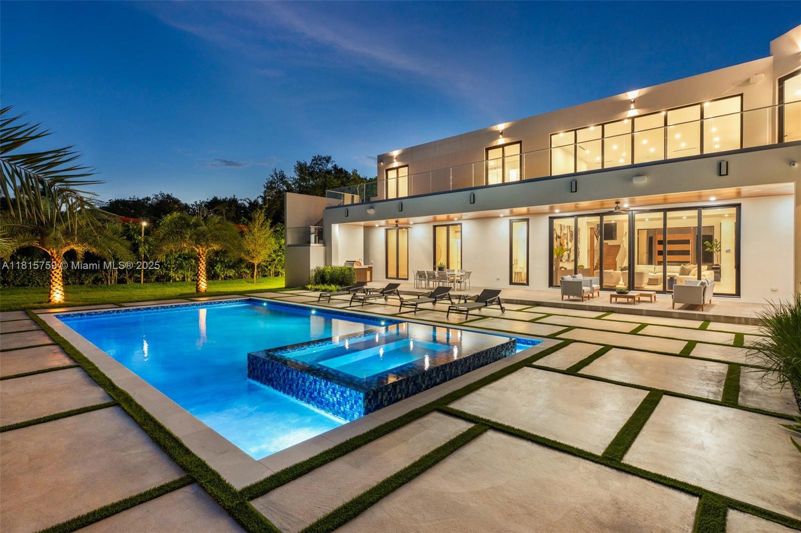 RIDGELINE ESTATES - Residential