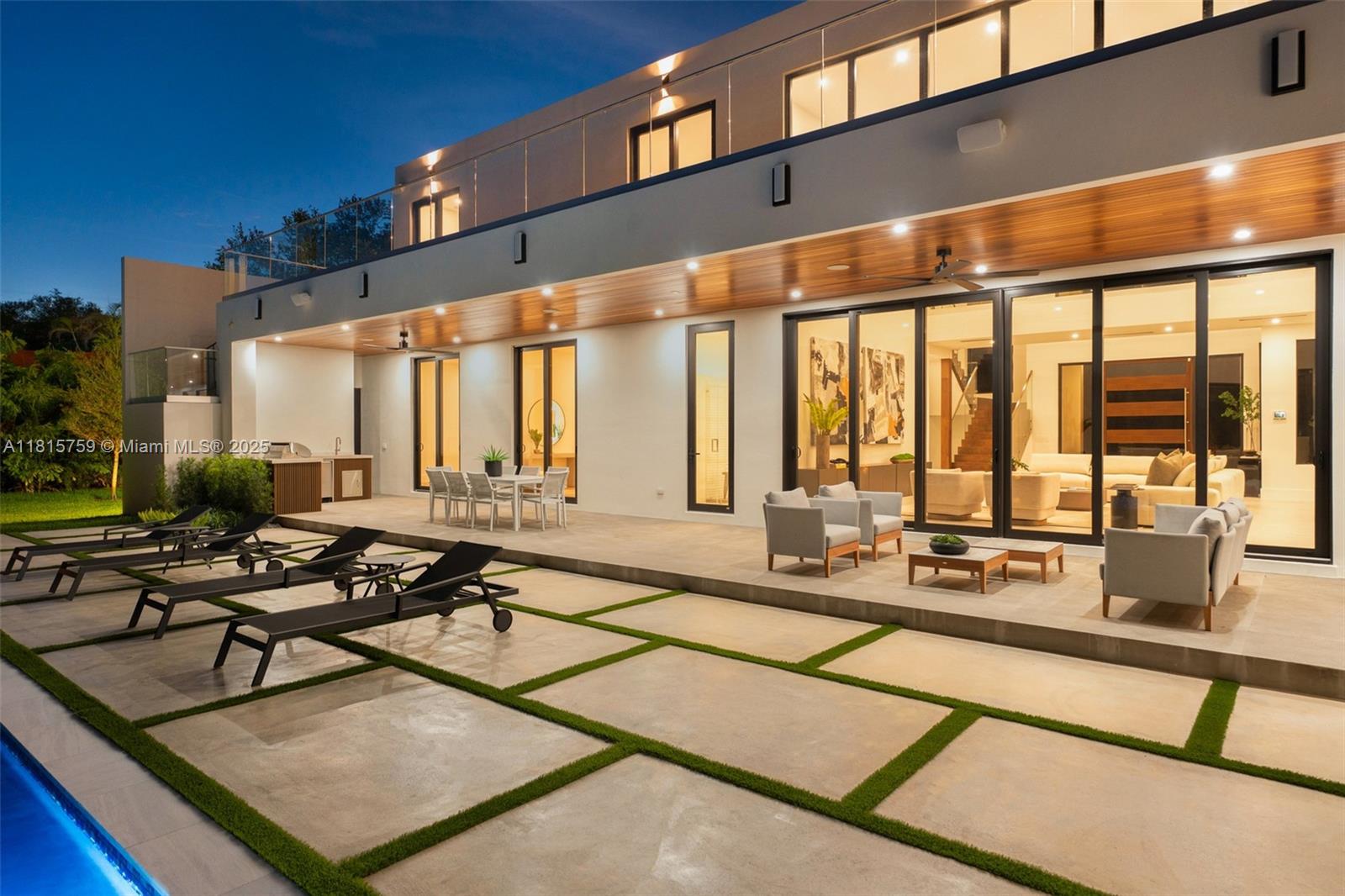 RIDGELINE ESTATES - Residential