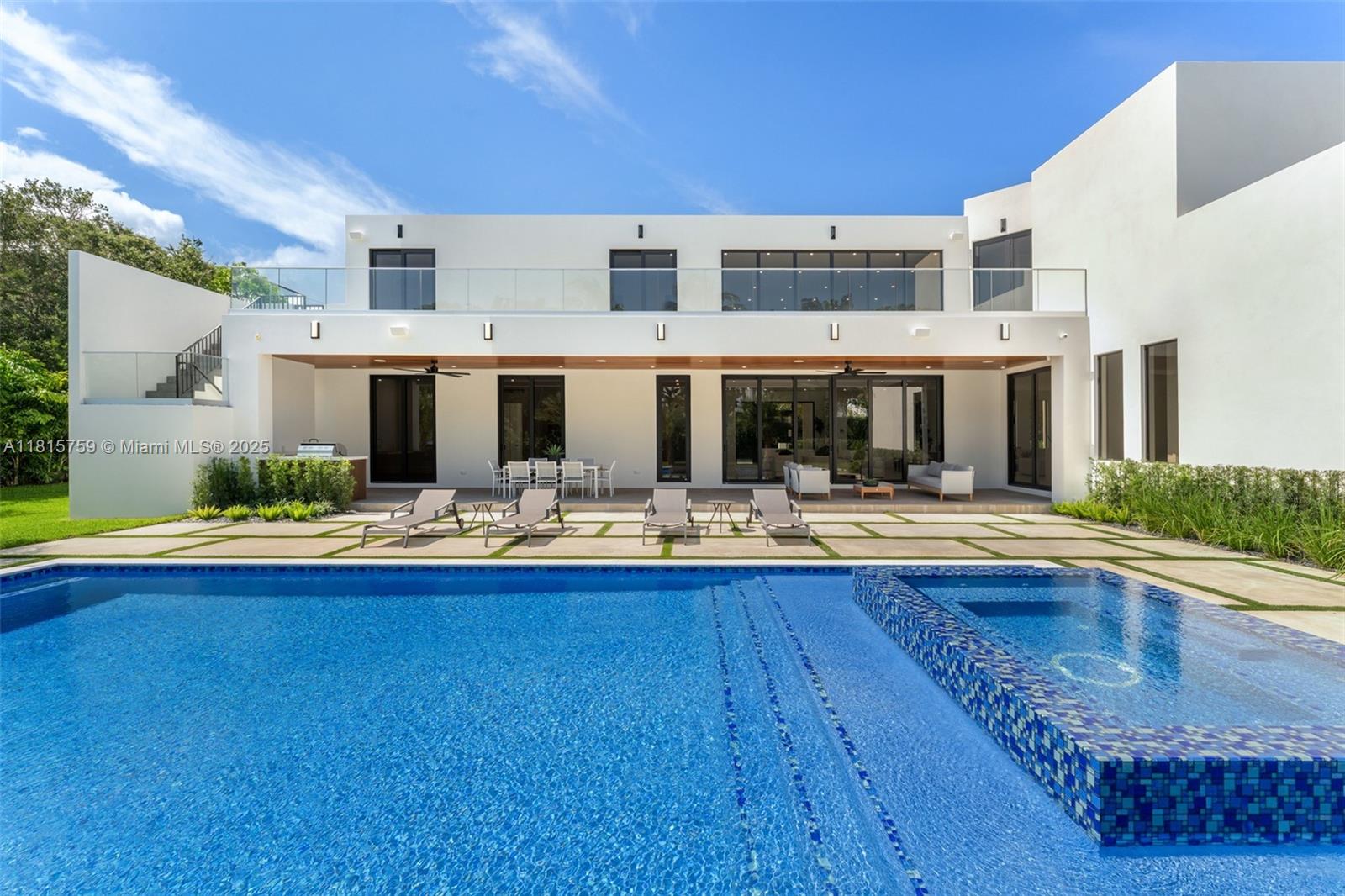 RIDGELINE ESTATES - Residential