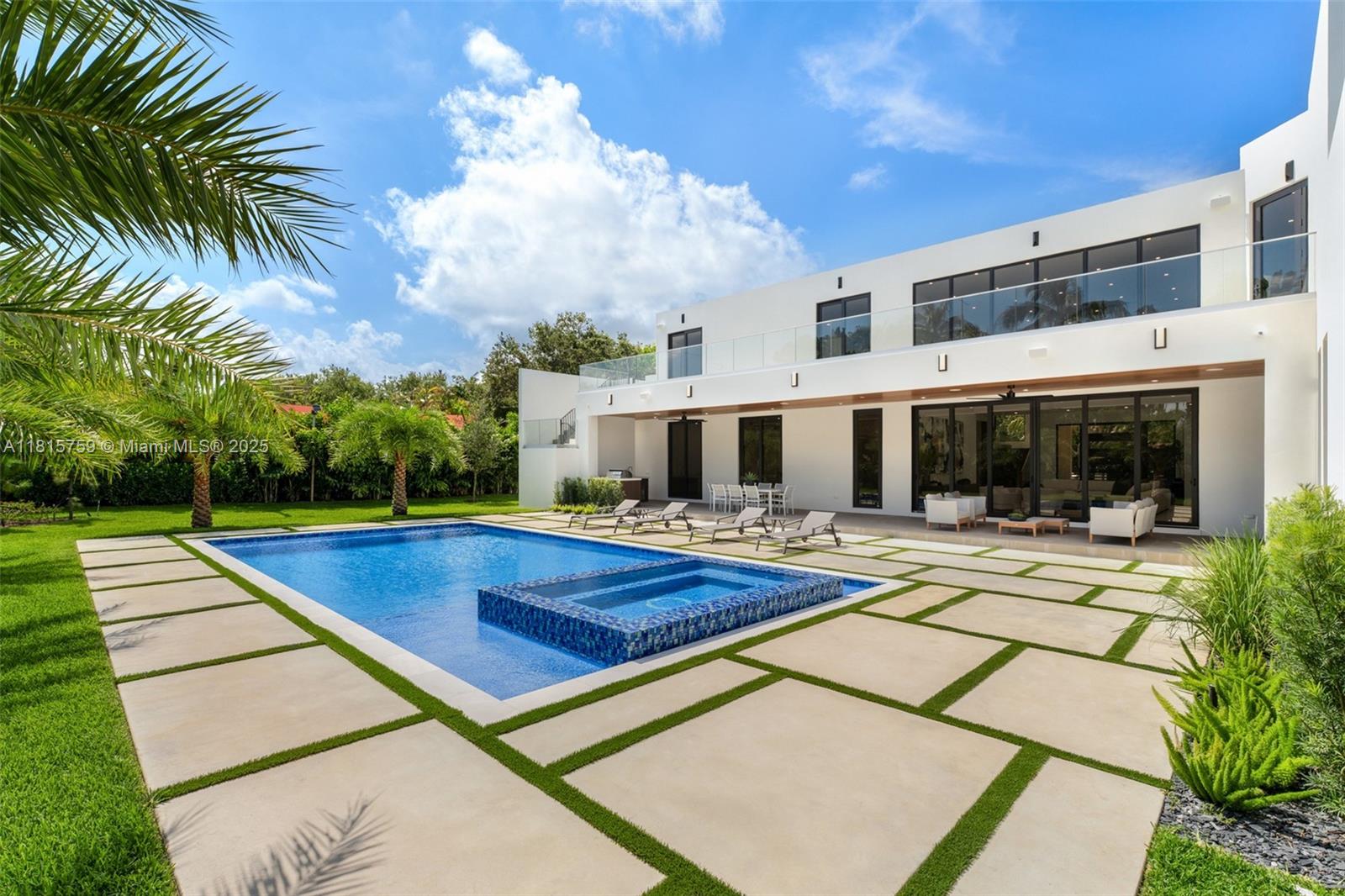 RIDGELINE ESTATES - Residential