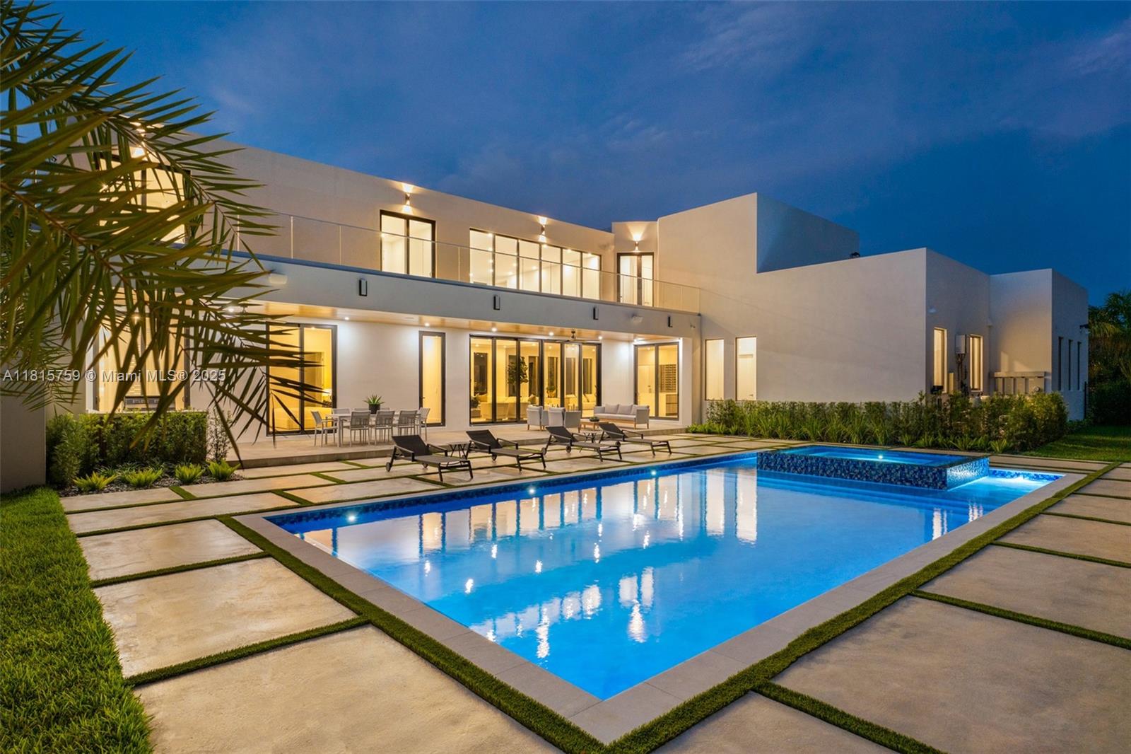 RIDGELINE ESTATES - Residential