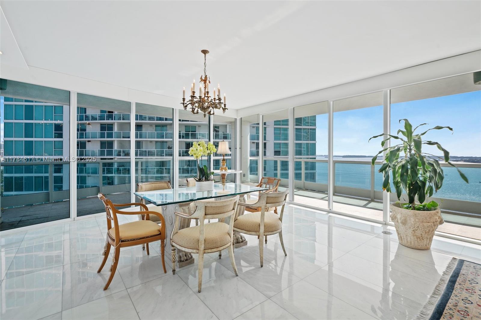 2127 Brickell Ave 2104