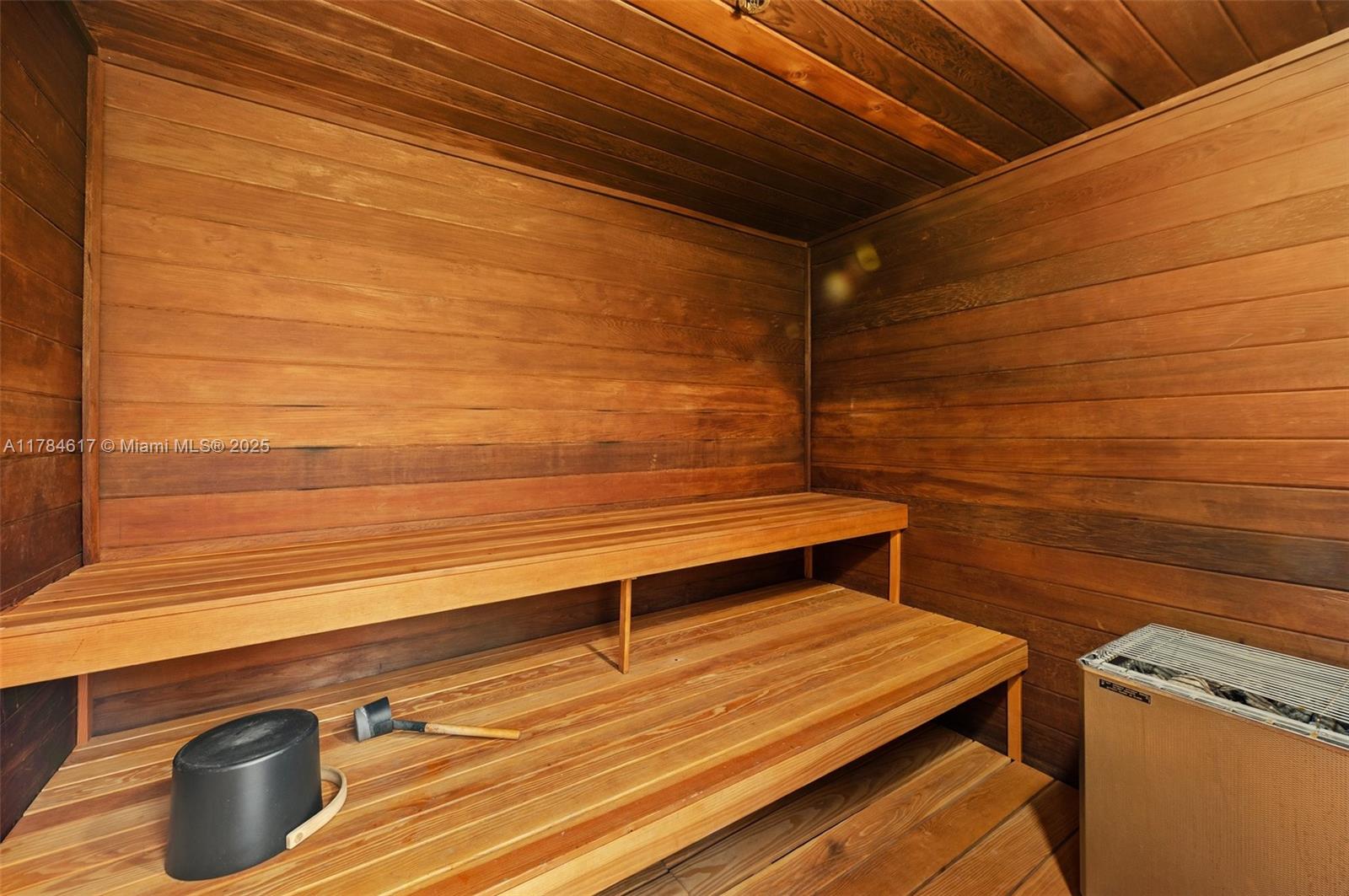 BRISTOL TOWERS CONDO - Residential