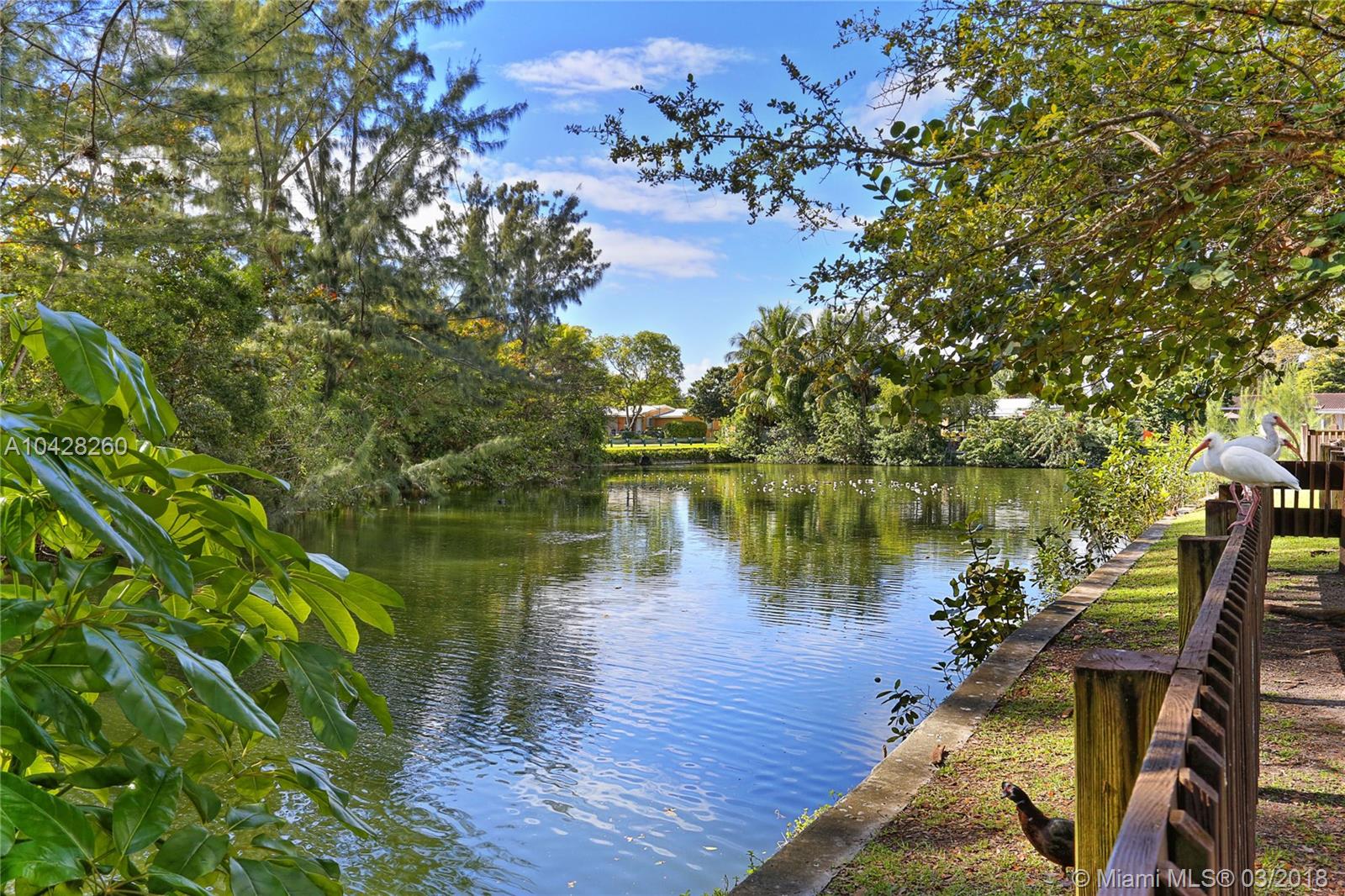 CAMBRIDGE LAWNS - Residential