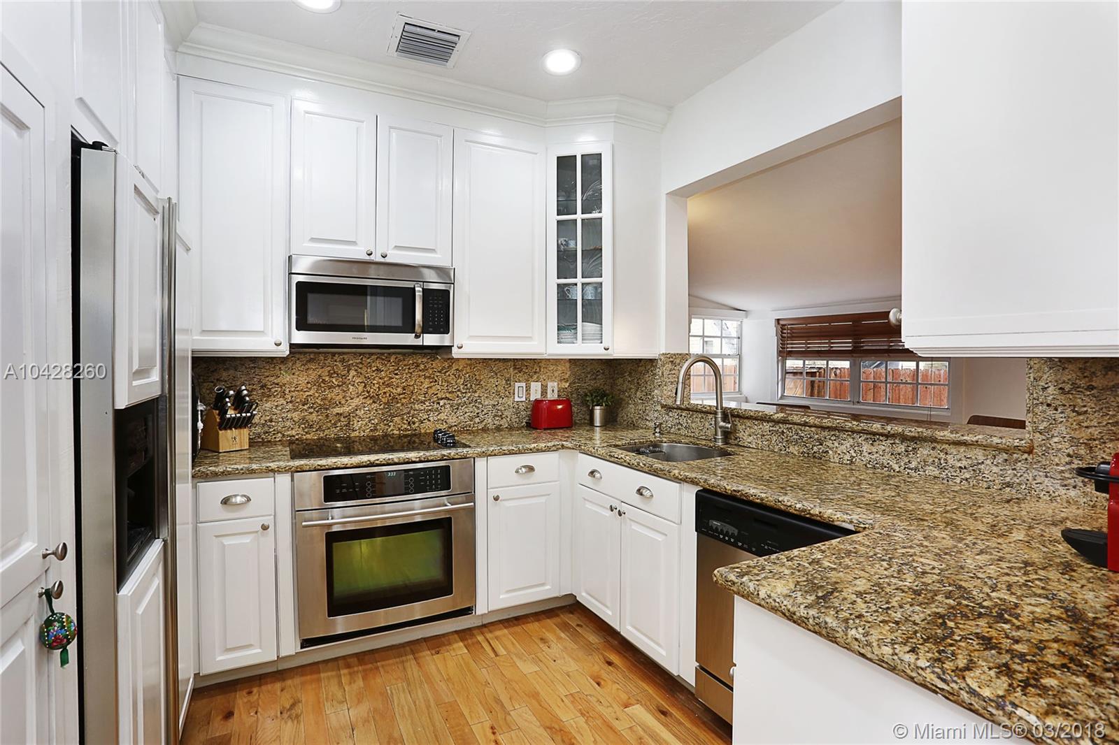 CAMBRIDGE LAWNS - Residential