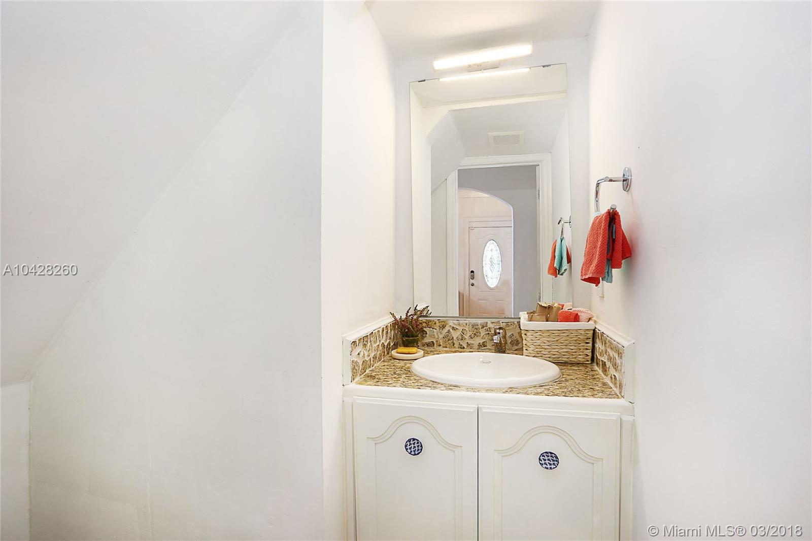 CAMBRIDGE LAWNS - Residential