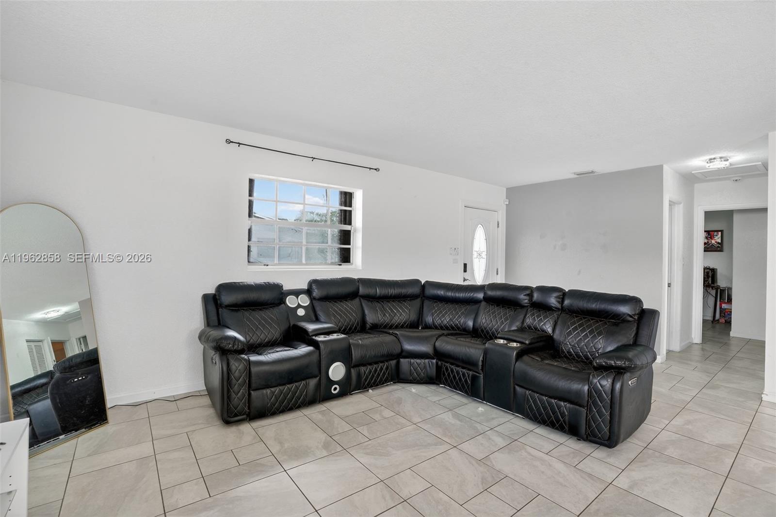 LAKEWOOD ESTS - Residential