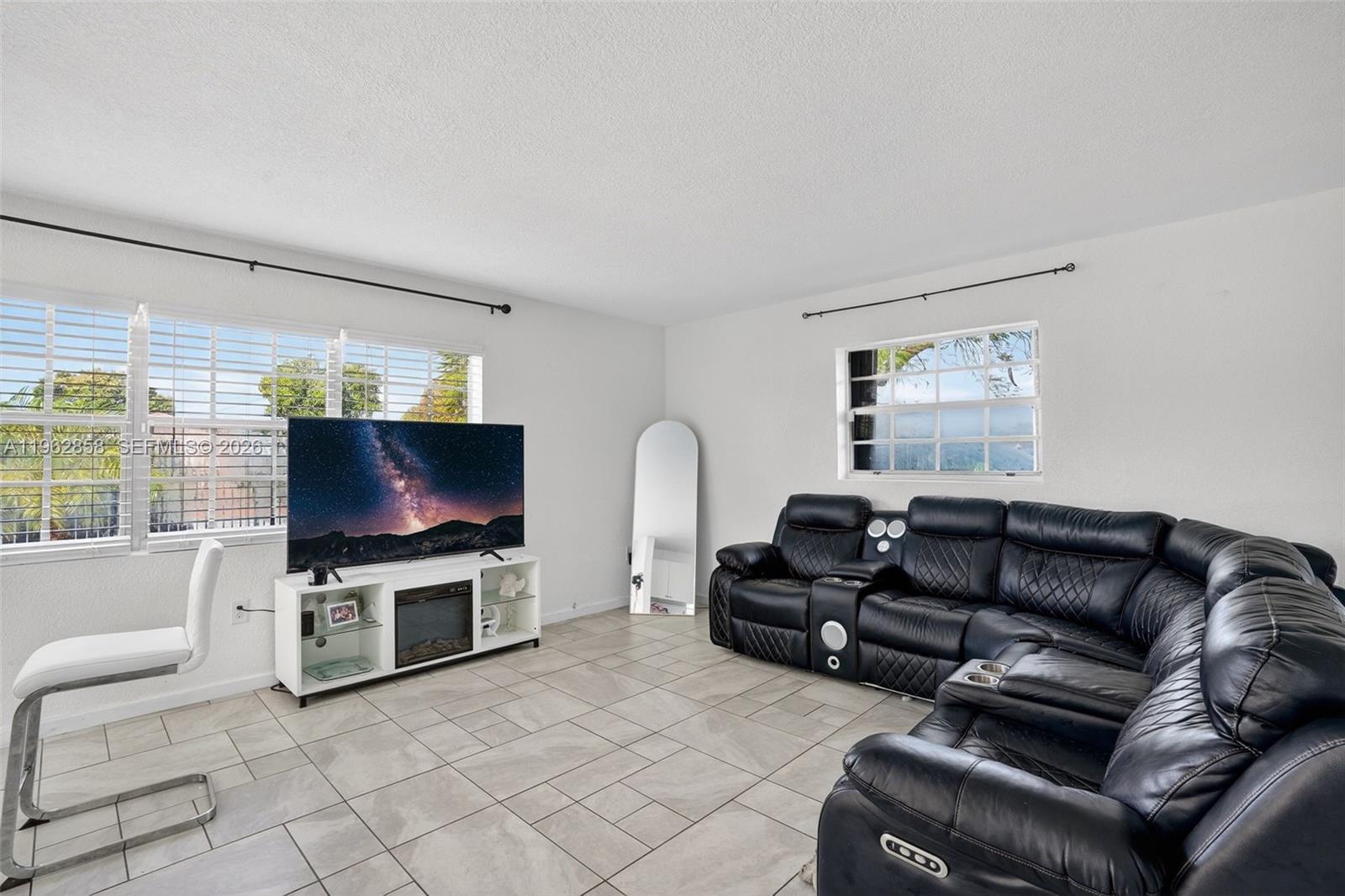 LAKEWOOD ESTS - Residential