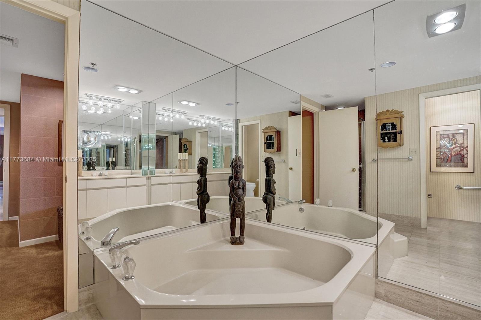 THE TIFFANY OF BAL HARBOUR - Residential