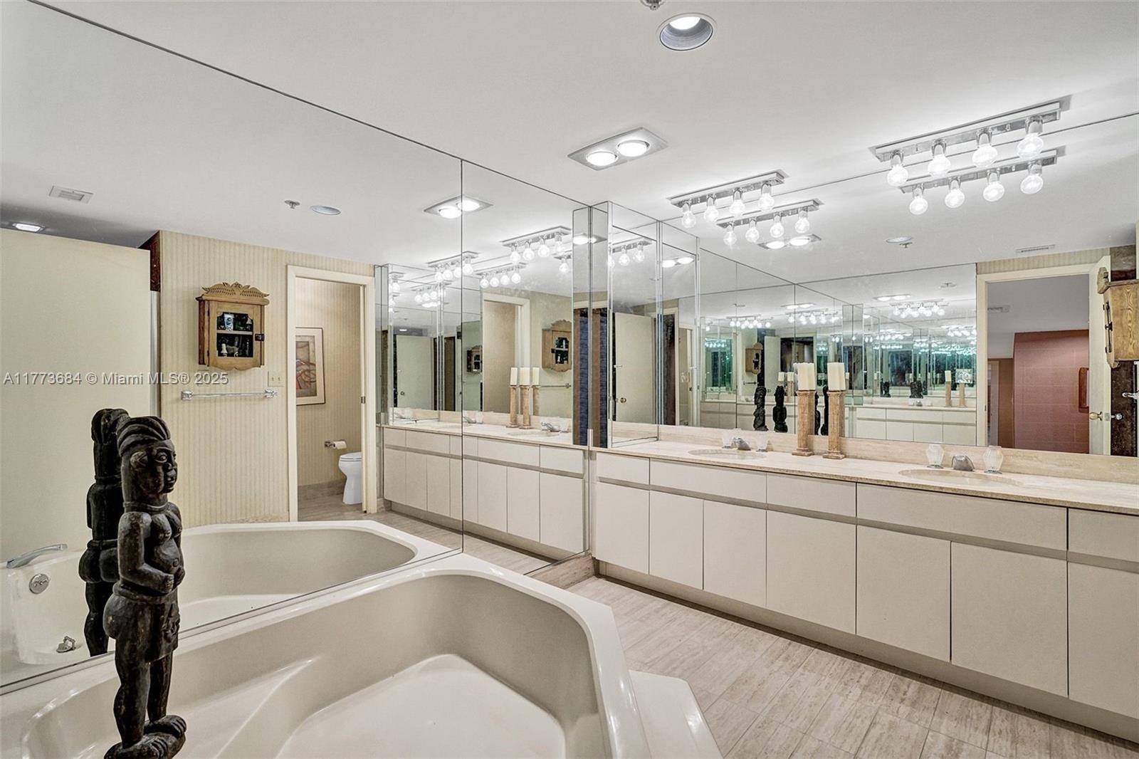 THE TIFFANY OF BAL HARBOUR - Residential