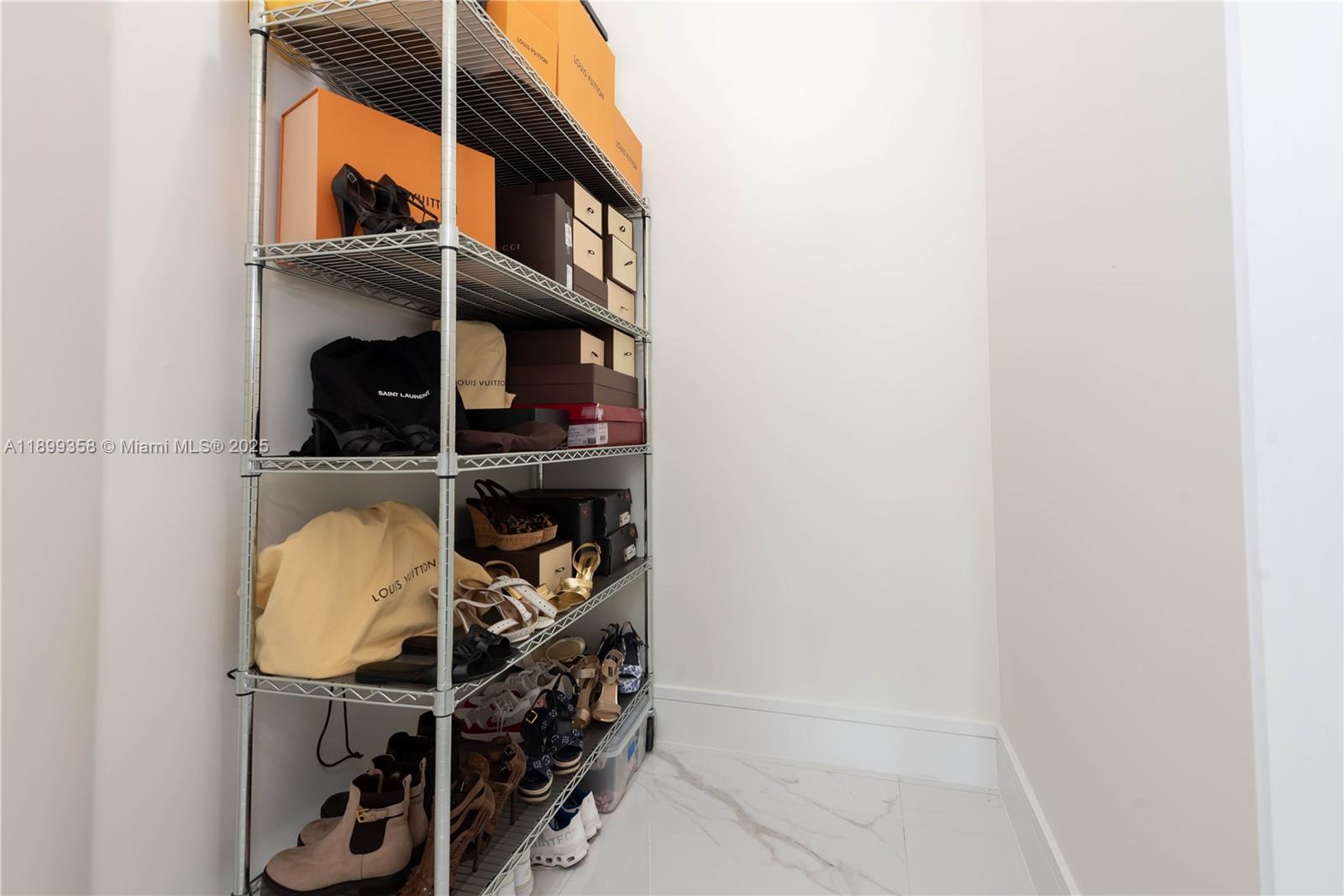 SINFIN SUBDIVISION - Residential Lease