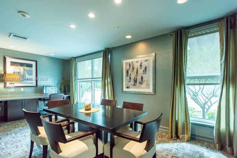 LAUDERDALE ONE CONDO - Residential