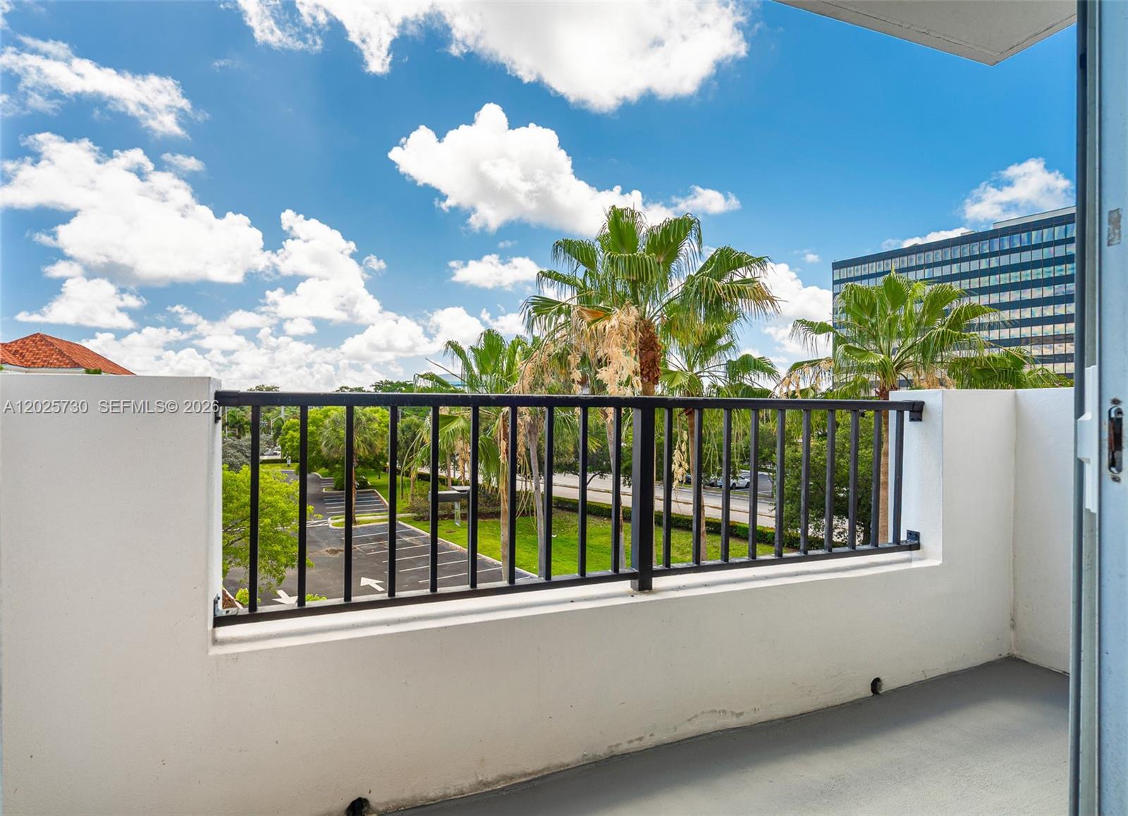 LAUDERDALE ONE CONDO - Residential