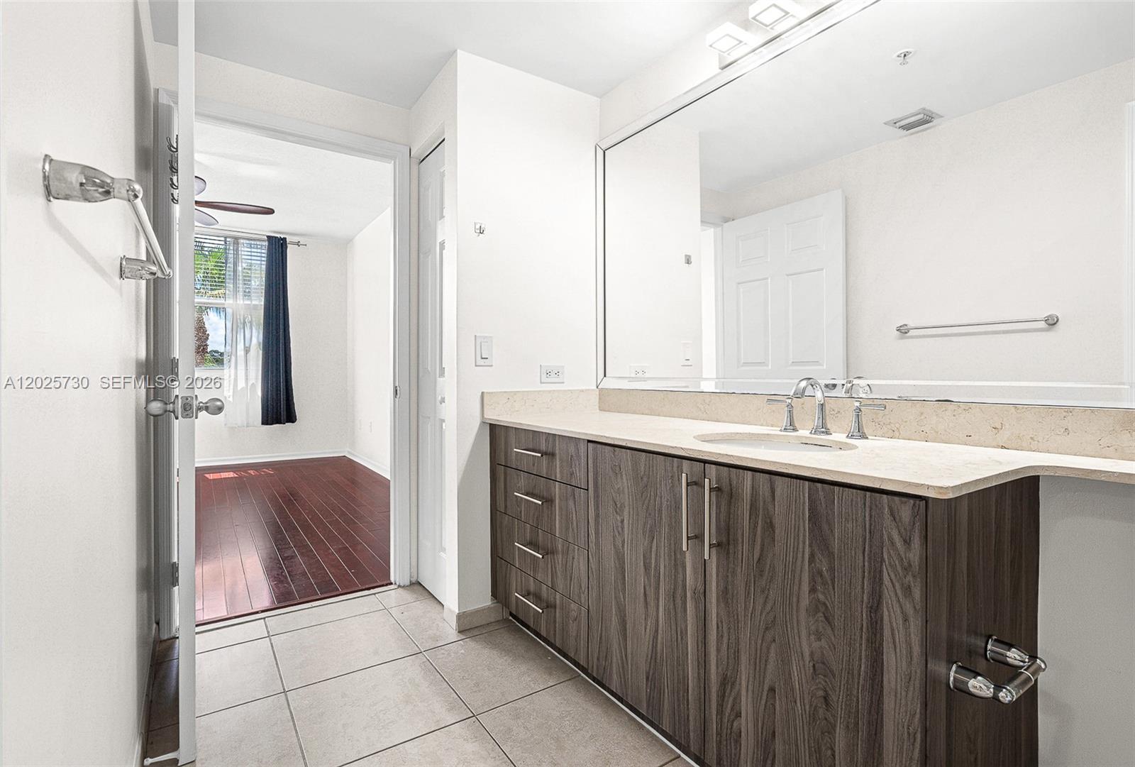 LAUDERDALE ONE CONDO - Residential