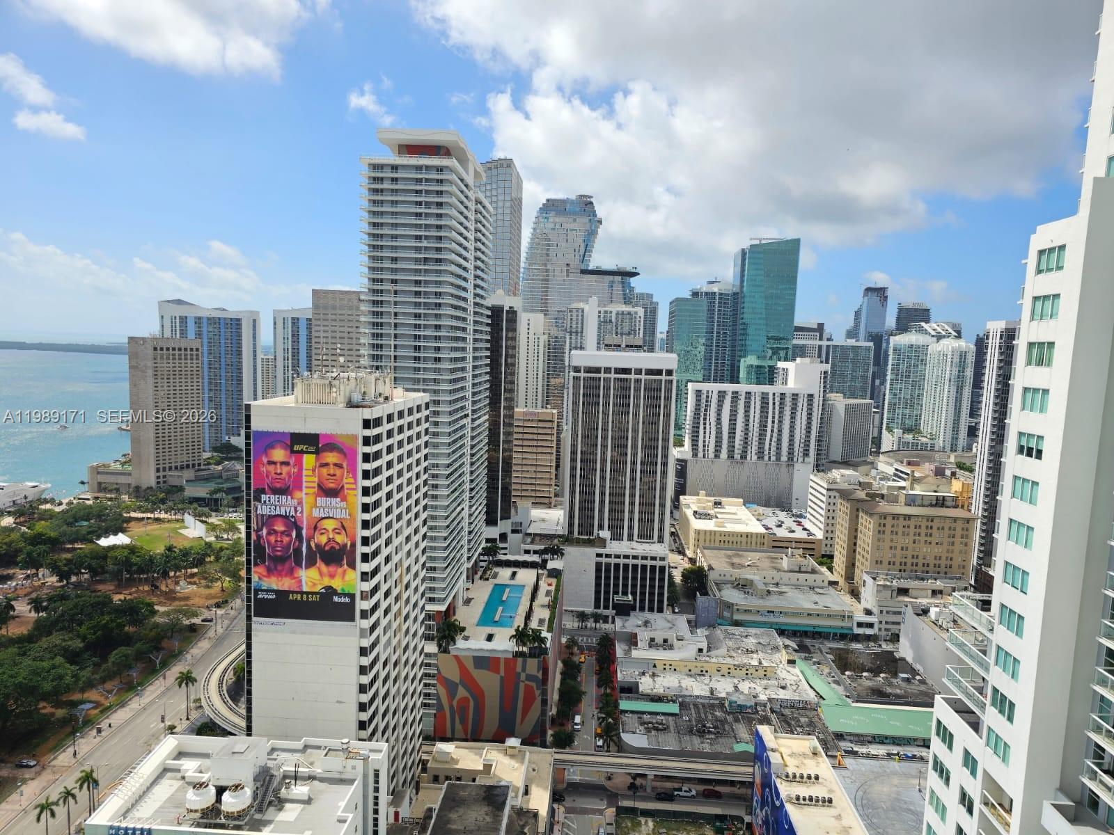 VIZCAYNE NORTH CONDO - Residential Lease