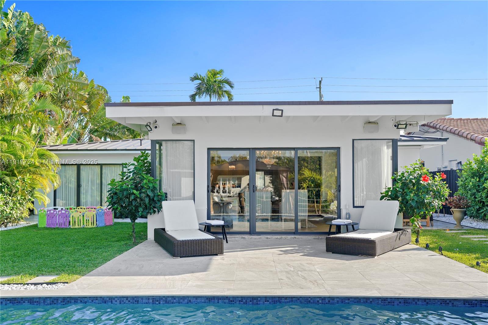 BISCAYNE POINT - Residential Lease