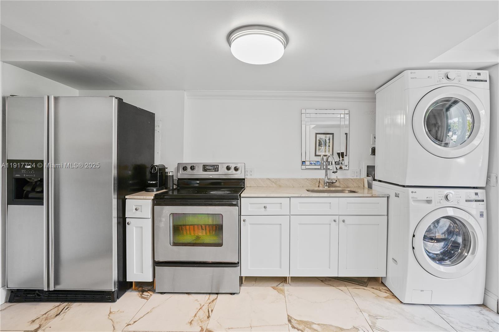 BISCAYNE POINT - Residential Lease