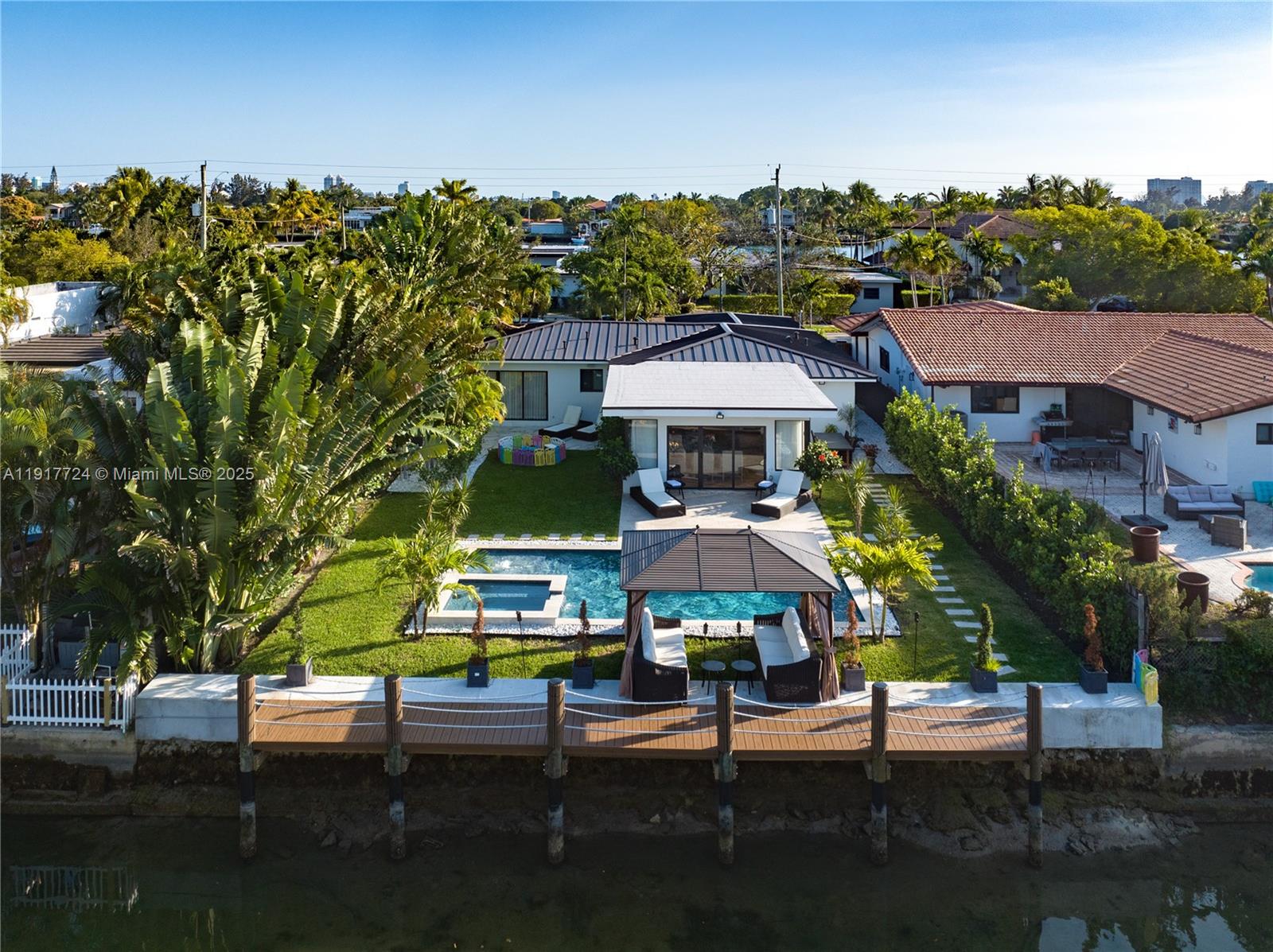 BISCAYNE POINT - Residential Lease