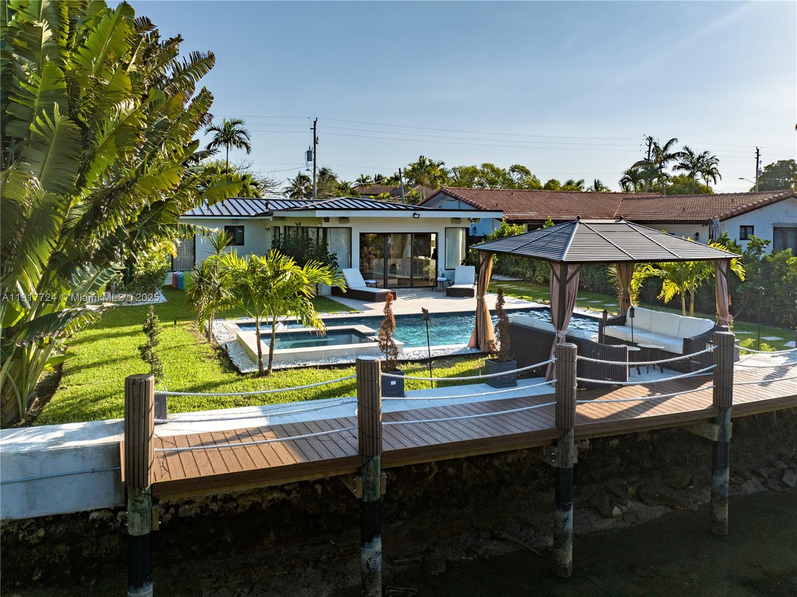 BISCAYNE POINT - Residential Lease