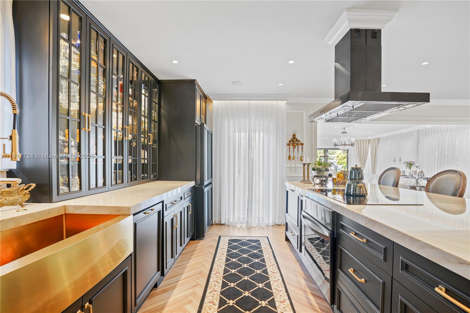 BISCAYNE POINT - Residential Lease