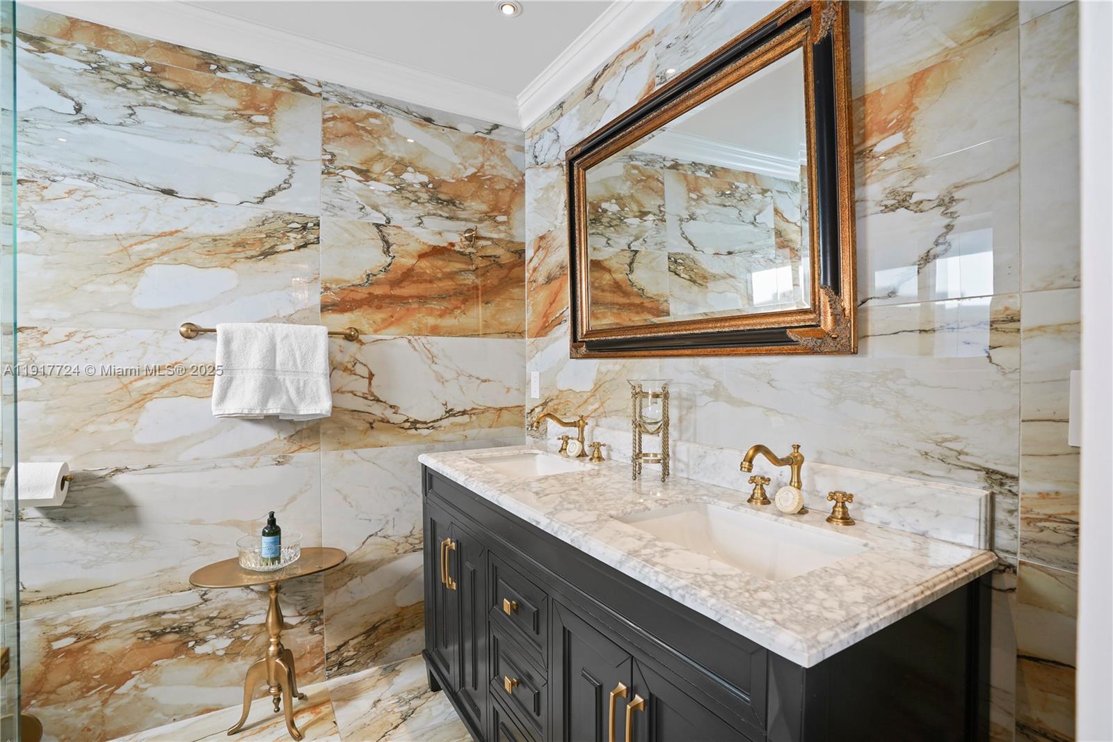 BISCAYNE POINT - Residential Lease