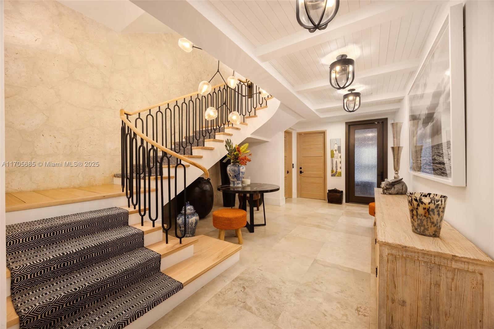 CLOISTERS ON THE BAY COND - Residential