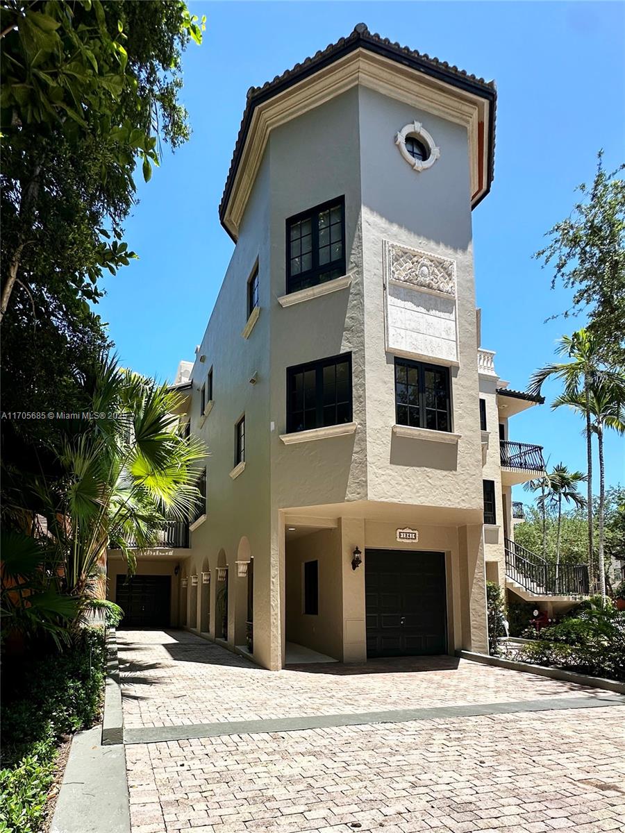 CLOISTERS ON THE BAY COND - Residential