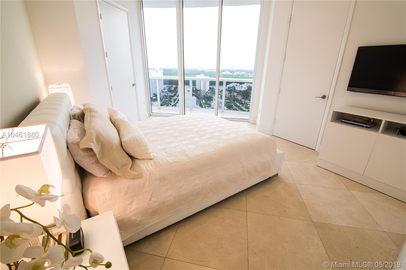 Trump Tower III - Residential Lease