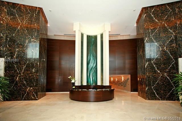 Trump Tower III - Residential Lease