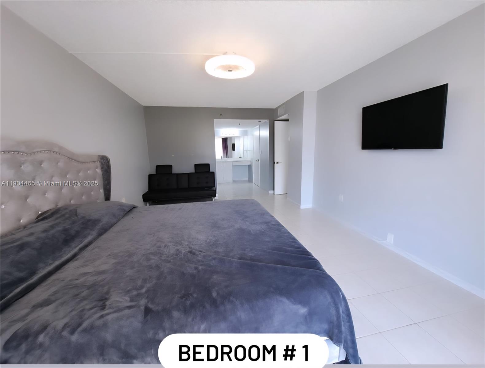 WINSTON TOWERS 600 CONDO - Residential