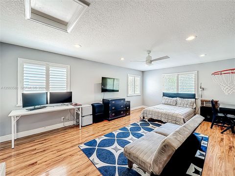 Tiny photo for 1668 Winterberry Ln, Weston, FL 33327 (MLS # A12003581)